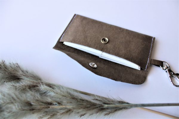 Zero Waste Taschentuchtasche aus veganem Leder