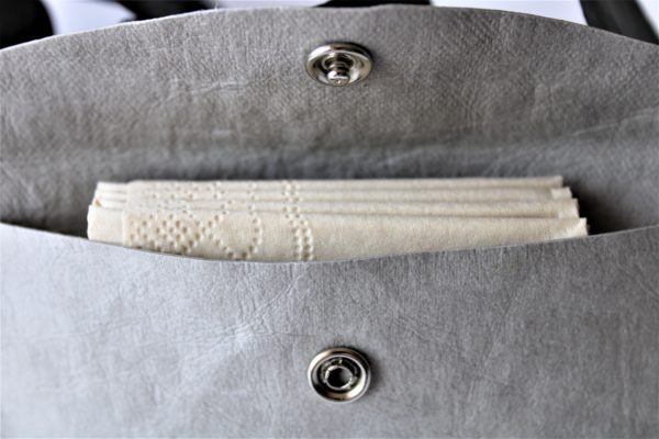 Zero Waste Taschentuchtasche aus veganem Leder